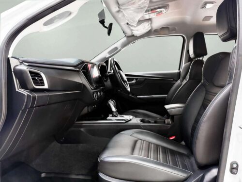 2023-isuzu-d-max-1-9-hi-lander-z-cab-4-1c0123-slide-thumbnail-5