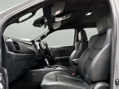 2025-isuzu-d-max-2-2-hi-lander-m-cab-4-1a0072-slide-thumbnail-5