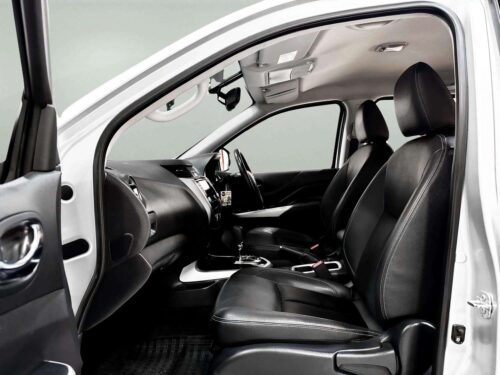2020-nissan-np300-navara-2-5-calibre-v-double-cab-1n0135-slide-thumbnail-5