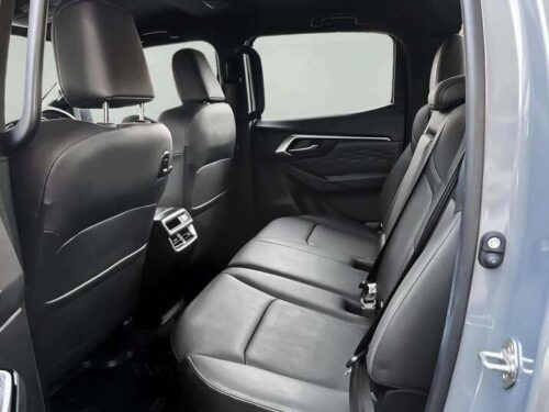 2024-isuzu-d-max-2-2-hi-lander-m-cab-4-1c0102-slide-thumbnail-6