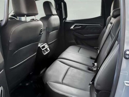 2025-isuzu-d-max-2-2-hi-lander-m-cab-4-1n0119-slide-thumbnail-6