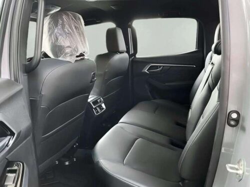 2025-isuzu-d-max-2-2-hi-lander-m-cab-4-1n0122-slide-thumbnail-6