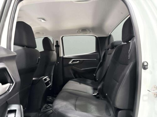 2024-isuzu-d-max-2-2-l-cab-4-1p2810-slide-thumbnail-6