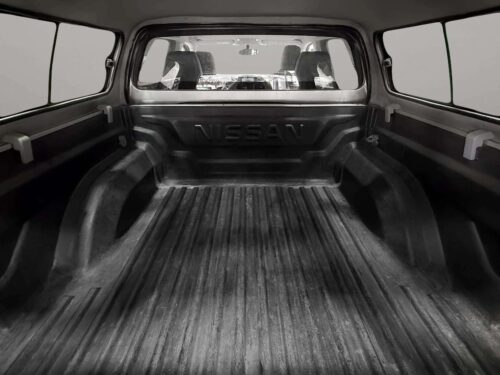 2020-nissan-np300-navara-2-5-calibre-v-double-cab-1n0135-slide-thumbnail-7