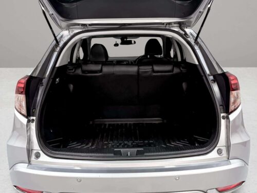 2018-honda-hr-v-1-8-e-limited-1p2868v-slide-thumbnail-7