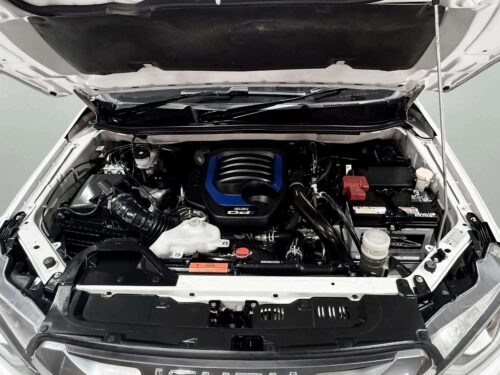 2023-isuzu-d-max-1-9-hi-lander-z-cab-4-1p2878-slide-thumbnail-8