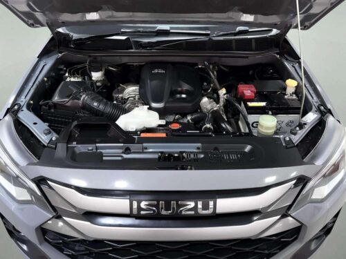 2025-isuzu-d-max-2-2-hi-lander-m-cab-4-1p2811-slide-thumbnail-8