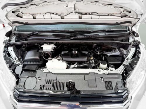 2020-toyota-commuter-2-8-1p2890-slide-thumbnail-8