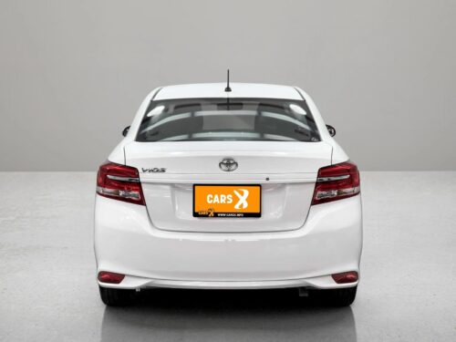 2022-toyota-vios-1-5-entry-1s1268-slide-thumbnail-2