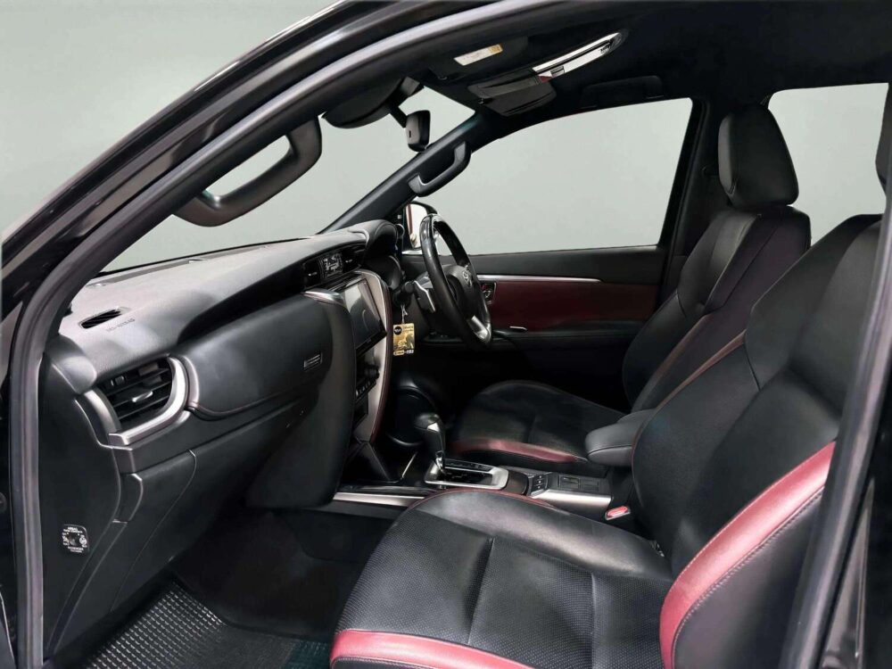 2021 TOYOTA FORTUNER 2.8 LEGENDER  [1C0038] - 6
