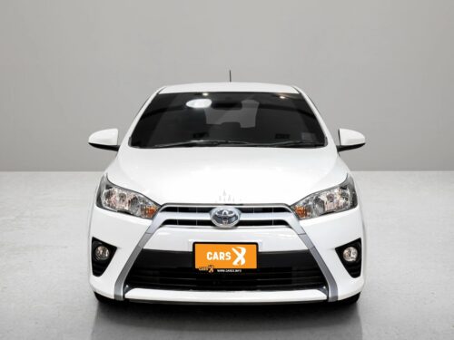 2014-toyota-yaris-1-2-e-1c0128v-slide-thumbnail-1