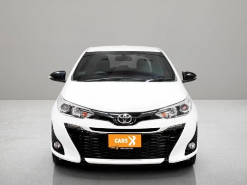 2019-toyota-yaris-1-2-g-1s1443v-slide-thumbnail-1