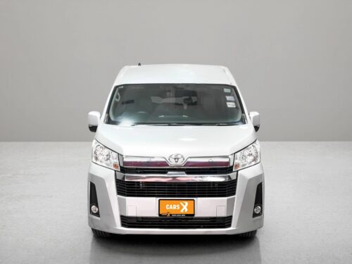 2020-toyota-commuter-2-8-1p2892-slide-thumbnail-1