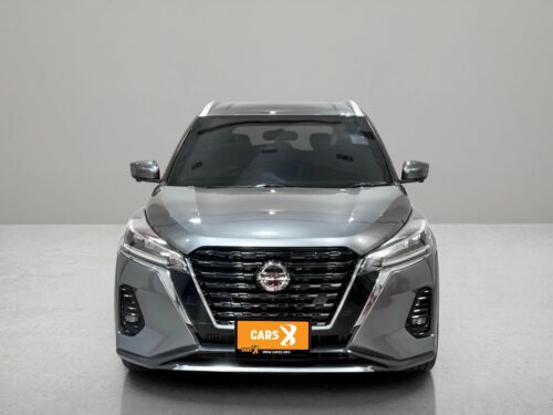2023-nissan-kicks-1-2-v-1t0077-slide-thumbnail-1