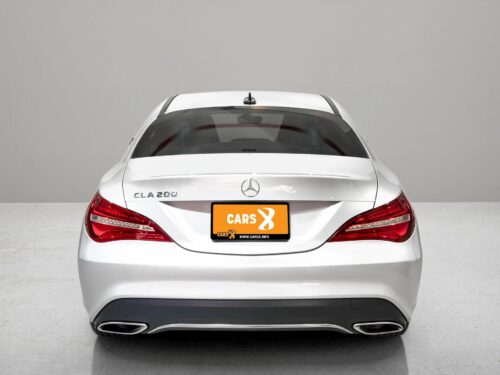 2017-mercedes-benz-cla200-1-6-urban-1p2923v-slide-thumbnail-2