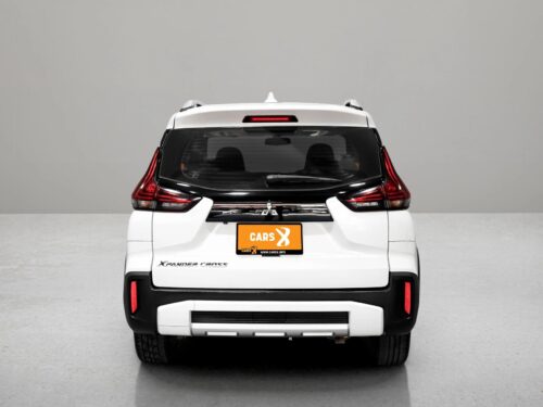2020-mitsubishi-xpander-cross-1-5-1p2909-slide-thumbnail-2