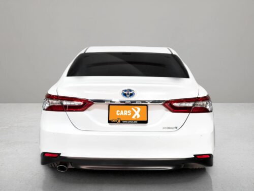 2021-toyota-camry-2-5-hybrid-premium-1d0134-slide-thumbnail-2