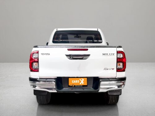2021-toyota-hilux-revo-2-4-prerunner-mid-smart-cab-1a0104-slide-thumbnail-2