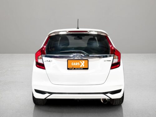 2020-honda-jazz-1-5-v-1s1444v-slide-thumbnail-2