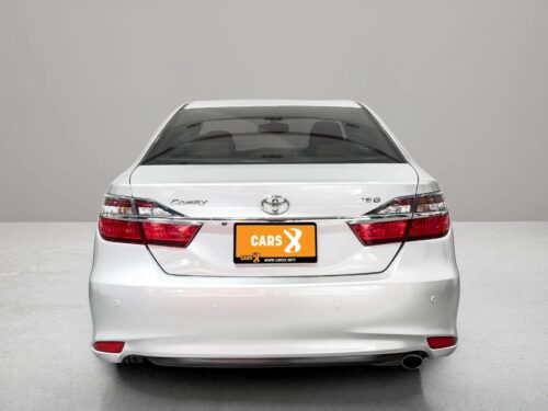 2016-toyota-camry-2-5-g-1t0085v-slide-thumbnail-2