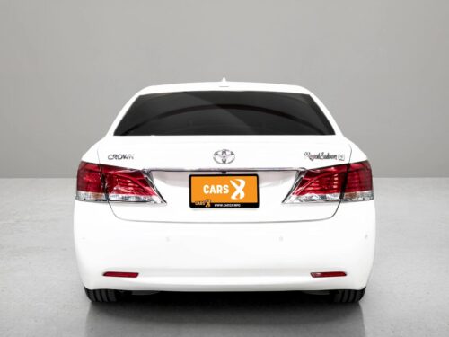 2013-toyota-crown-2-5-royal-saloon-1p2935v-slide-thumbnail-2