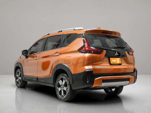 2020-mitsubishi-xpander-cross-1-5-1p2905-slide-thumbnail-3