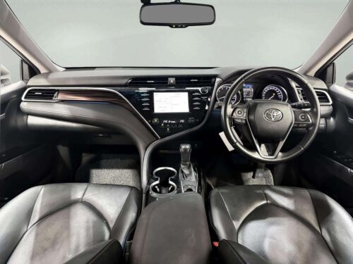 2020-toyota-camry-2-0-g-1p2943-slide-thumbnail-4