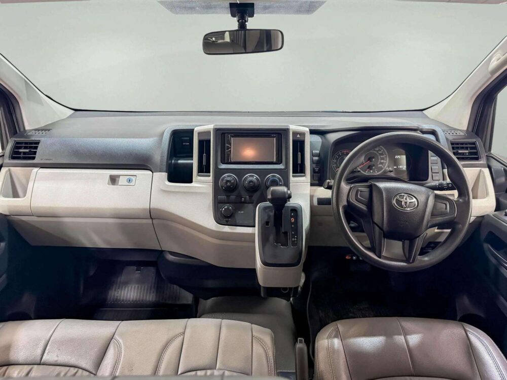 2020 TOYOTA COMMUTER 2.8  [1P2889] - 5