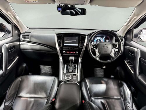 2019-mitsubishi-pajero-sport-2-4-gt-premium-4wd-1d0117-slide-thumbnail-4