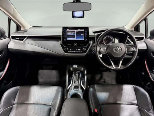 2021-toyota-corolla-altis-1-8-gr-sport-1d0133-slide-thumbnail-4