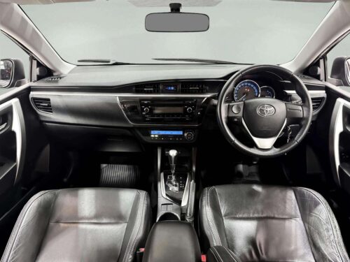 2014-toyota-corolla-altis-1-8-esport-1n0148v-slide-thumbnail-4
