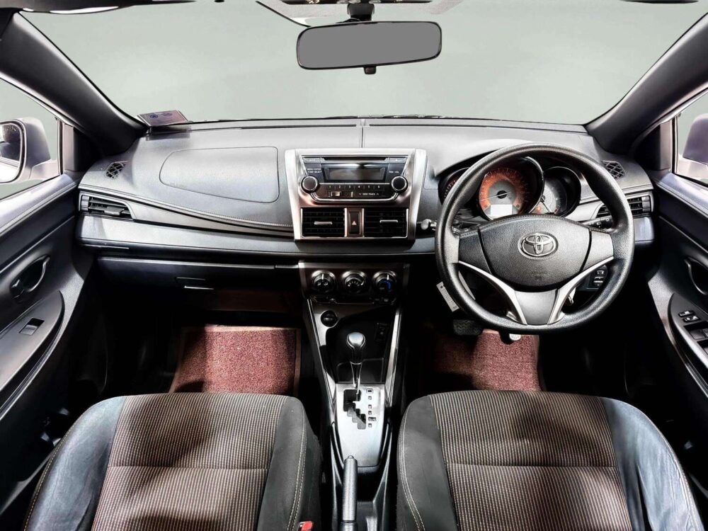 2014 TOYOTA YARIS 1.2 E  [1C0128V] - 5