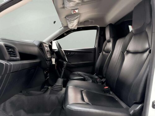 2022-isuzu-d-max-3-0-s-spark-1n0132v-slide-thumbnail-5