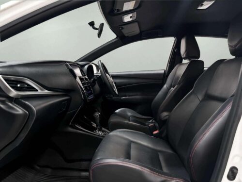2019-toyota-yaris-1-2-g-1s1443v-slide-thumbnail-5