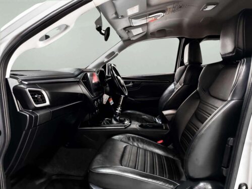 2022-isuzu-d-max-3-0-vcross-z-space-cab-4wd-1p2904-slide-thumbnail-5