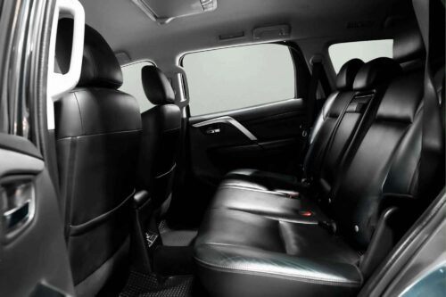 2019-mitsubishi-pajero-sport-2-4-gt-premium-4wd-1a0100-slide-thumbnail-6