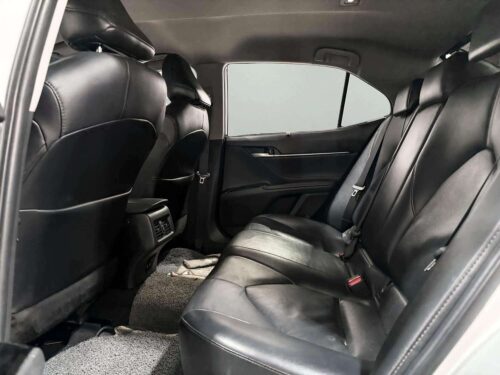 2020-toyota-camry-2-0-g-1p2943-slide-thumbnail-6