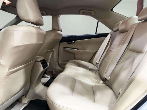 2016-toyota-camry-2-5-g-1t0085v-slide-thumbnail-6