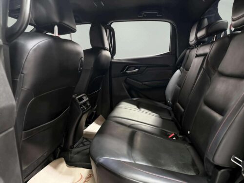 2020-isuzu-d-max-1-9-x-series-hi-lander-z-cab-4-1p2882-slide-thumbnail-6