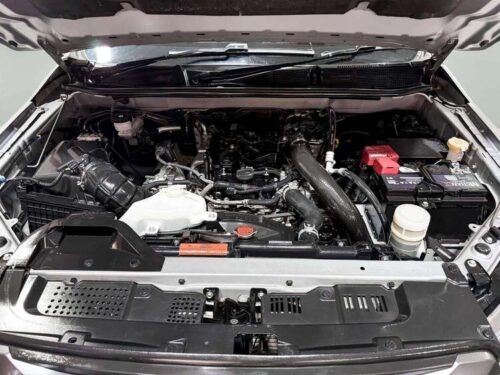2022-isuzu-d-max-3-0-vcross-z-space-cab-4wd-1p2904-slide-thumbnail-8