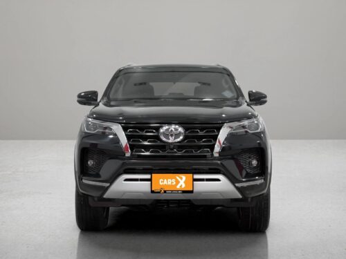 2022-toyota-fortuner-2-4-v-1d0128-slide-thumbnail-1