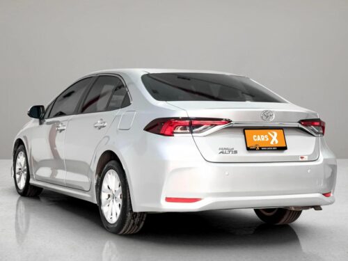 2021-toyota-corolla-altis-1-6-g-1t0087-slide-thumbnail-2