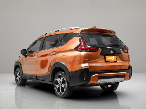 2020-mitsubishi-xpander-cross-1-5-1p2907-slide-thumbnail-3