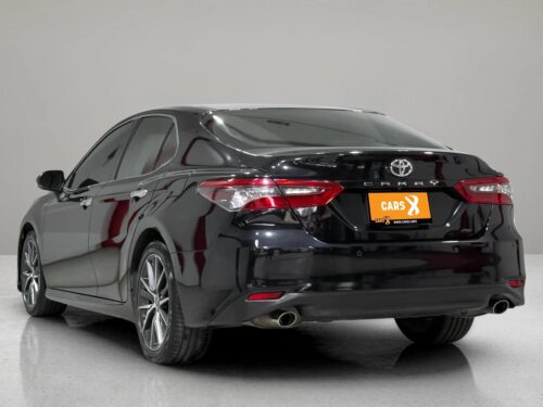 2022-toyota-camry-2-5-premium-1p2980-slide-thumbnail-2