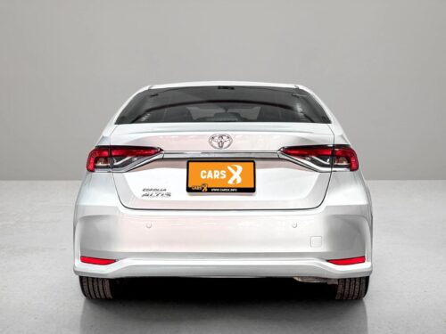 2021-toyota-corolla-altis-1-6-g-1d0138-slide-thumbnail-3