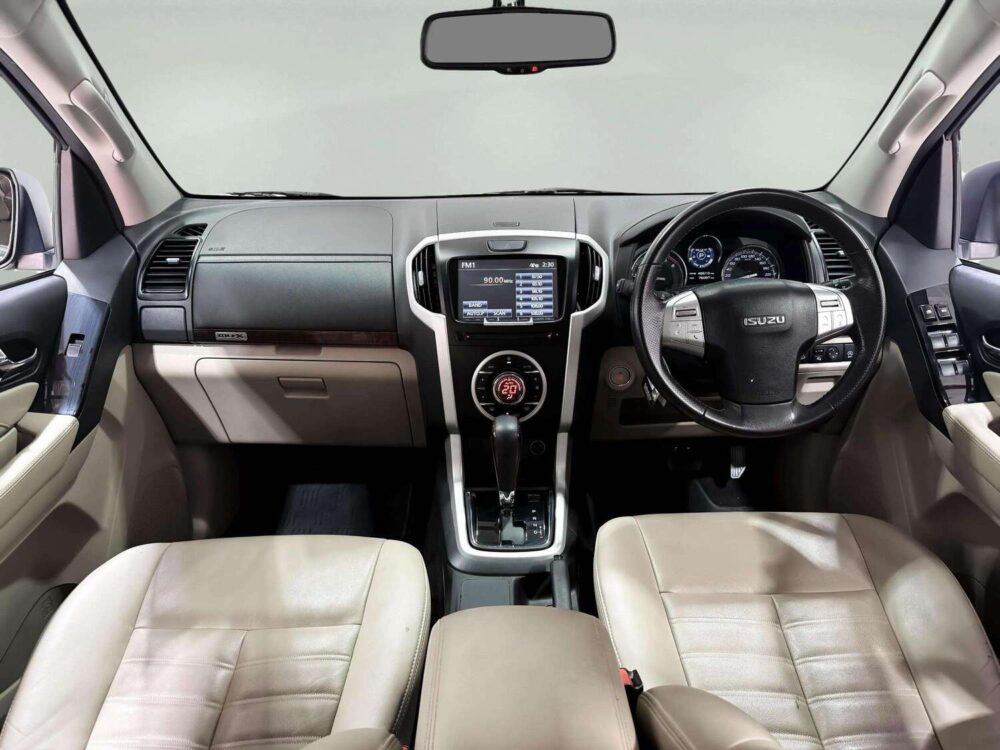 2019 ISUZU MU-X 1.9 DVD NAVI DA  [1P2967] - 5