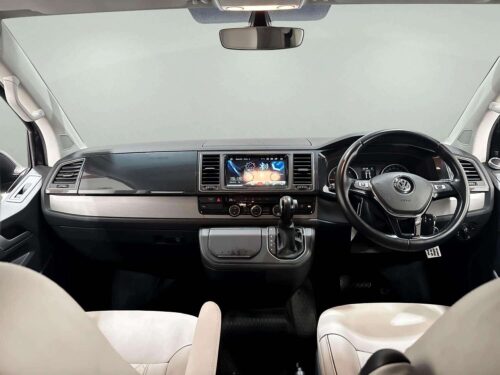 2022-volkswagen-caravelle-2-0-t69-1p2944-slide-thumbnail-4