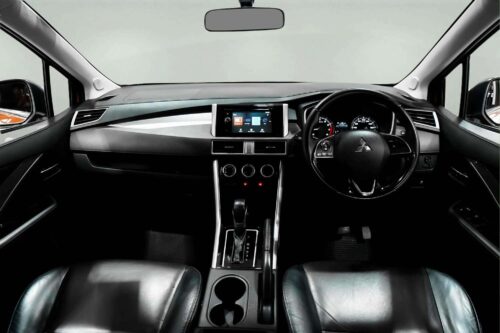 2020-mitsubishi-xpander-cross-1-5-1n0146-slide-thumbnail-4