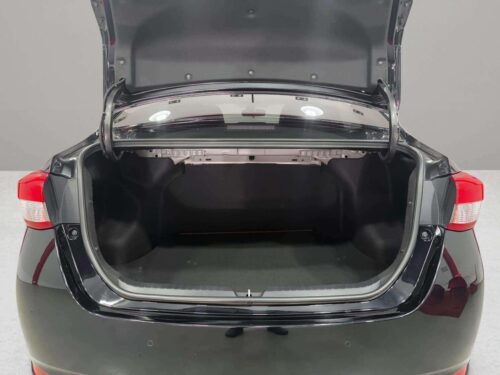 2018-toyota-yaris-ativ-1-2-e-1n0156v-slide-thumbnail-7