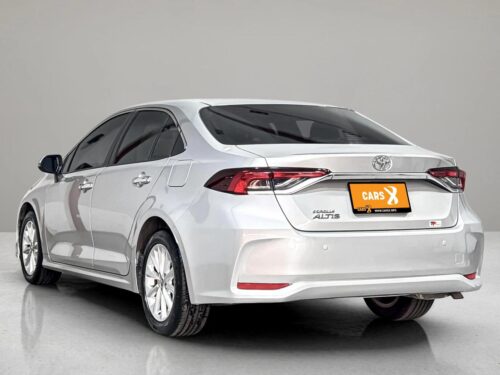 2021-toyota-corolla-altis-1-6-g-1p2973-slide-thumbnail-2